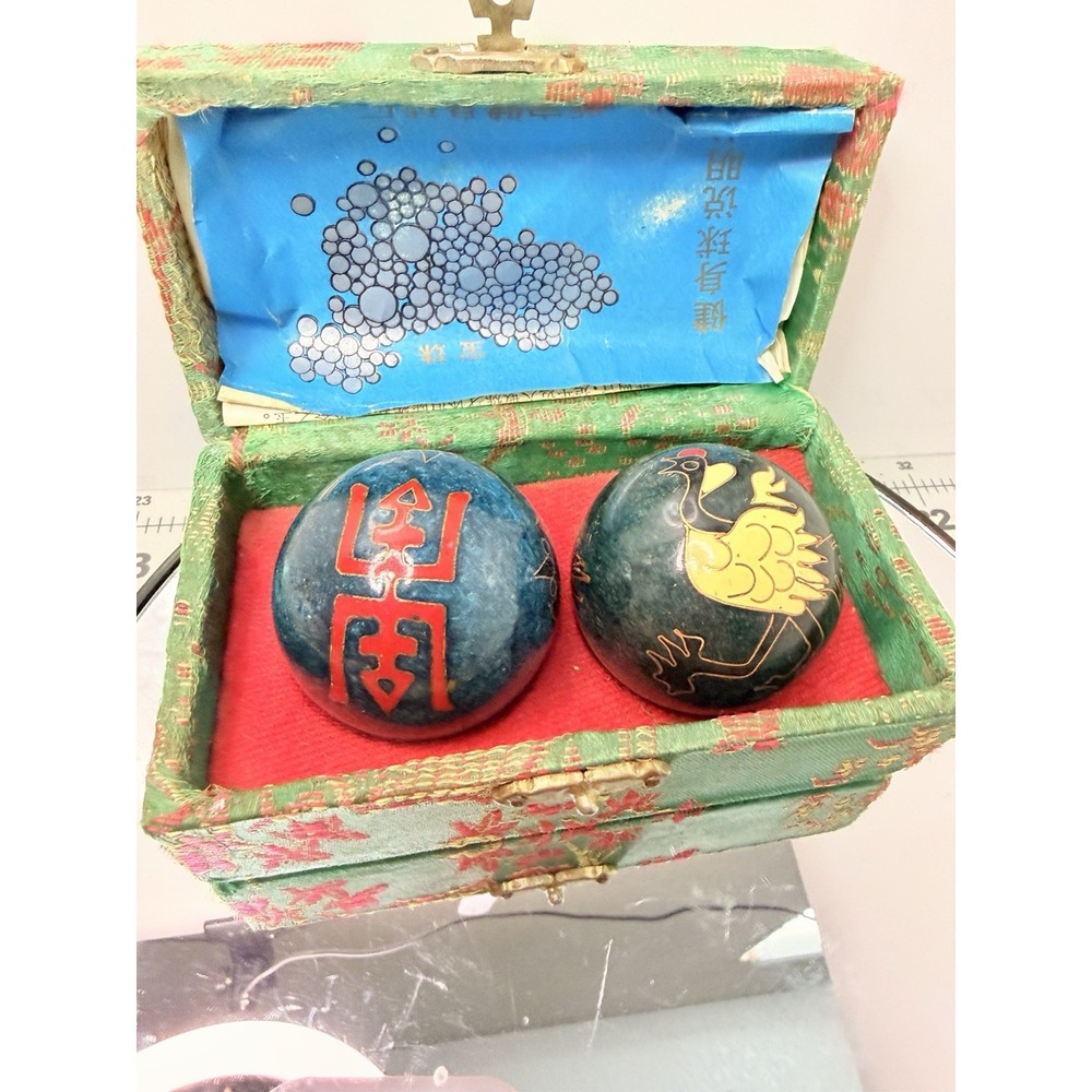Vintage Chinese Baoding Meditation Health Balls Cloisonné Crane & Character Box - Picture 3 of 5